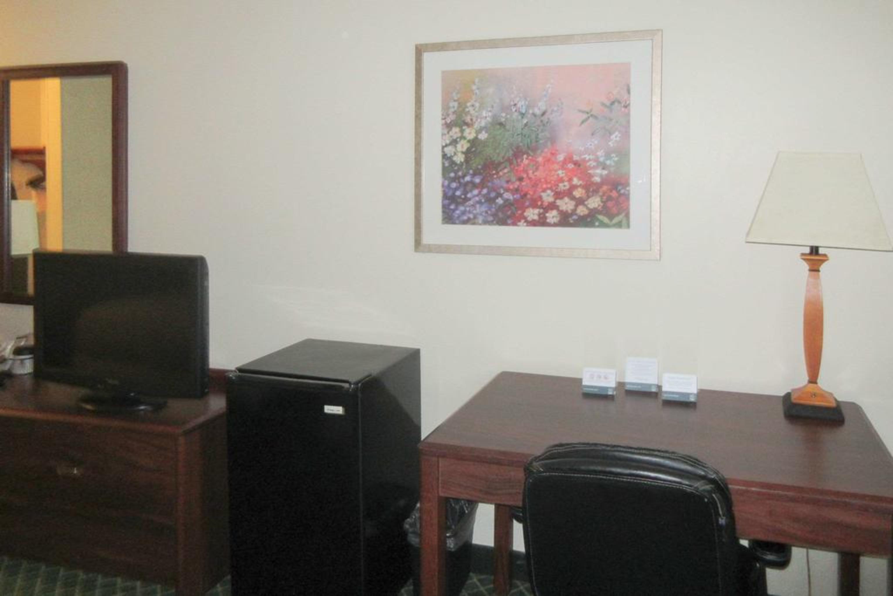 Wingate By Wyndham Uniontown Hotel Bagian luar foto