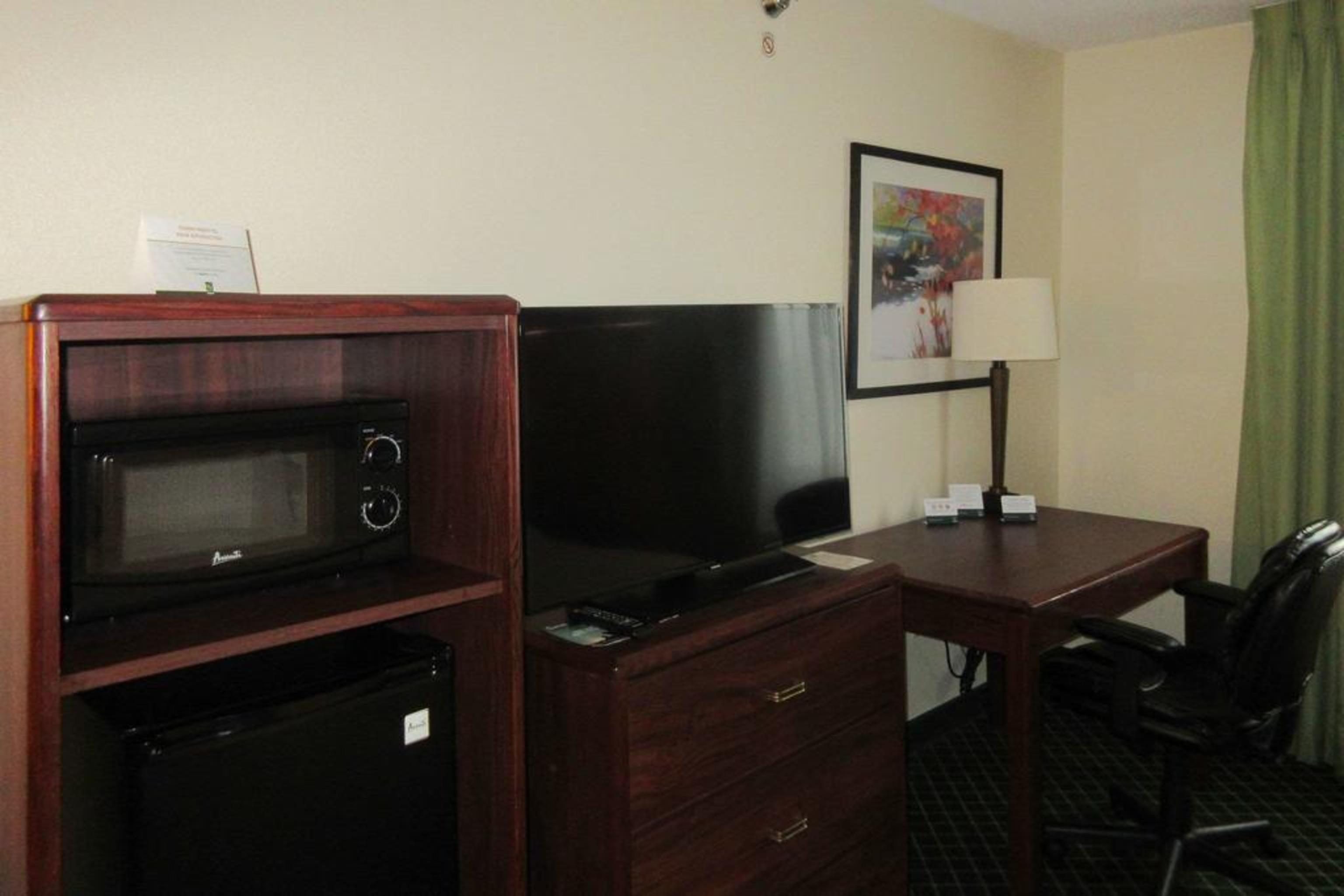Wingate By Wyndham Uniontown Hotel Bagian luar foto