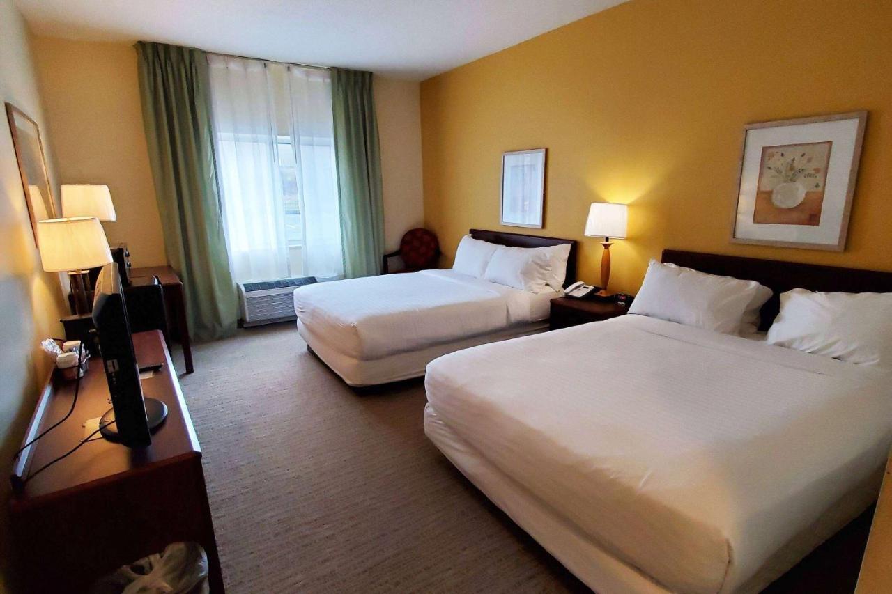 Wingate By Wyndham Uniontown Hotel Bagian luar foto