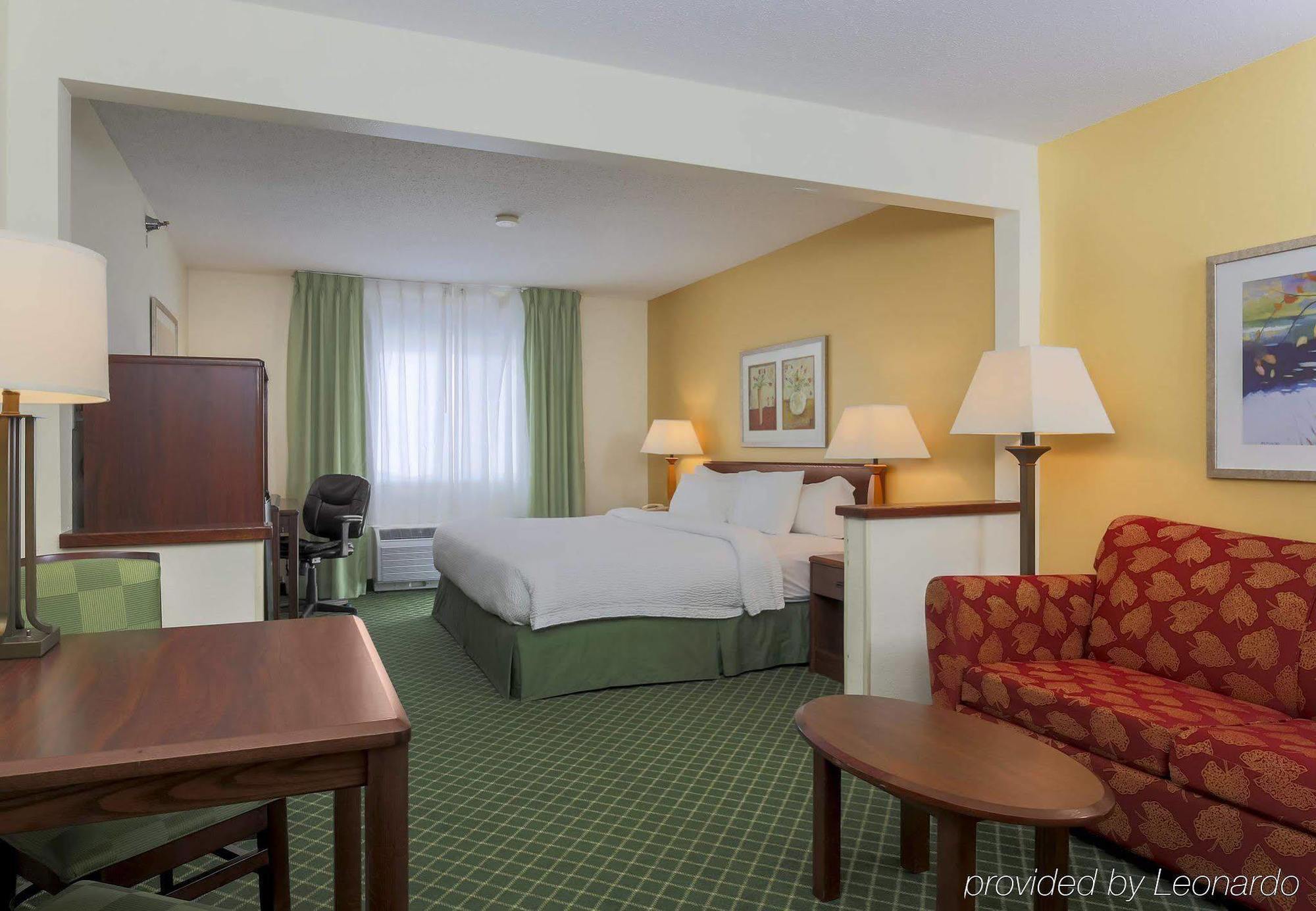 Wingate By Wyndham Uniontown Hotel Bagian luar foto