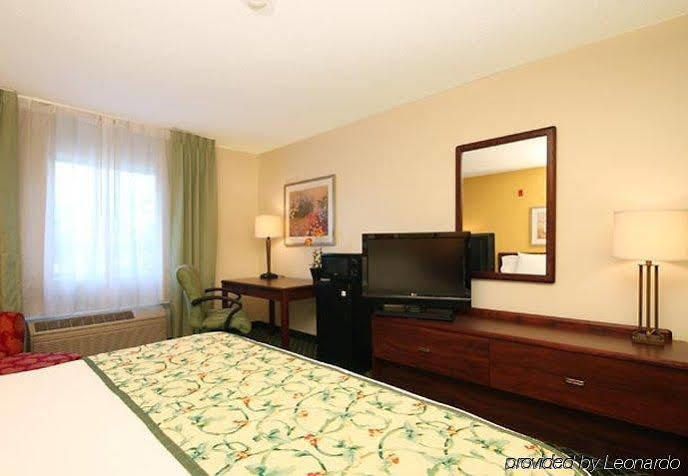 Wingate By Wyndham Uniontown Hotel Bagian luar foto
